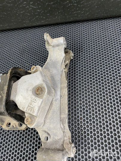 Кронштейн двигателя Ситроен C4 EP6