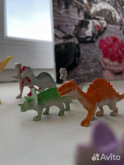 Динозавры в яйце