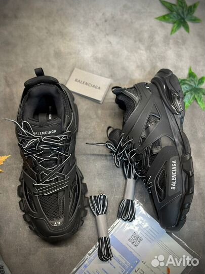 Balenciaga Track 1