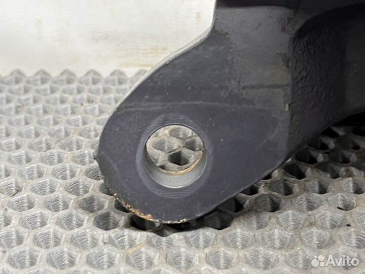 2290960 Кронштейн стабилизатора переднего