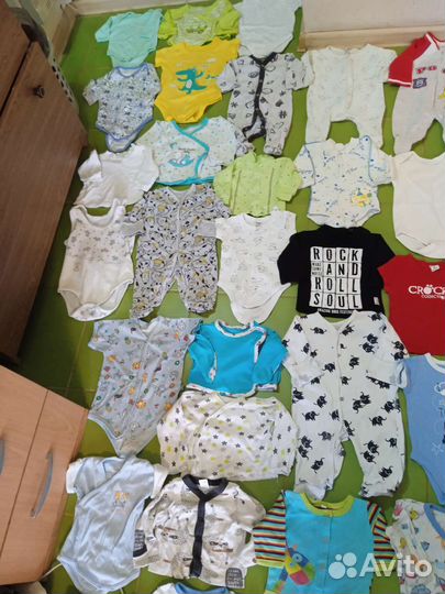 Детские вещи для новорождённых
