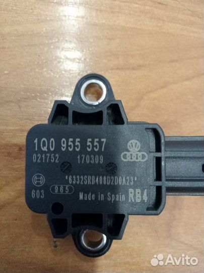 Датчик удара (AirBag) передний Volkswagen Polo