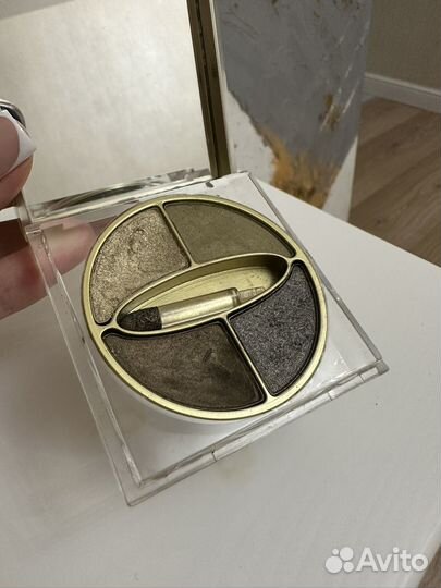 Тени Guerlain Divinora 280