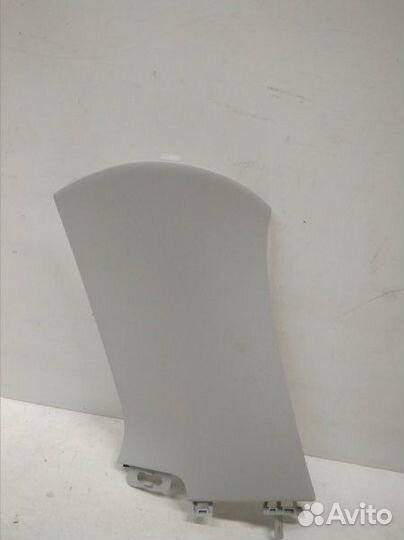 Обшивка стойки задняя правая Mercedes-Benz Gle