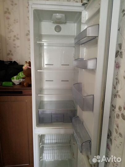 Холодильник на запчасти
