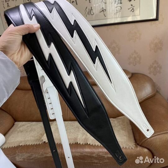 Кожанные ремни для гитары новые