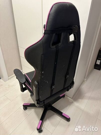 Игровое кресло dxracer