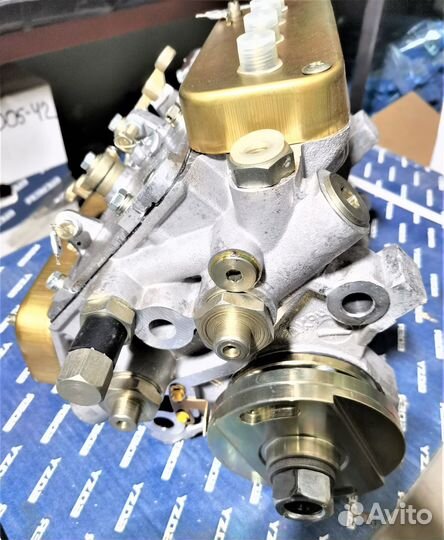 Турбокомпрессор Schwitzer 12749700003 / 04 (левый