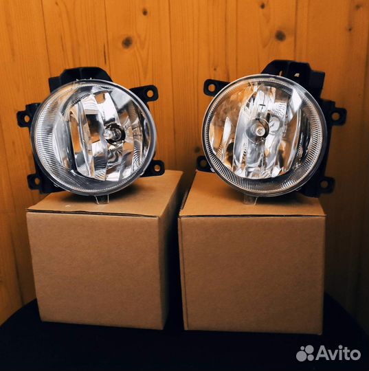 Противотуманная фара,туманка,птф Toyota Rav4