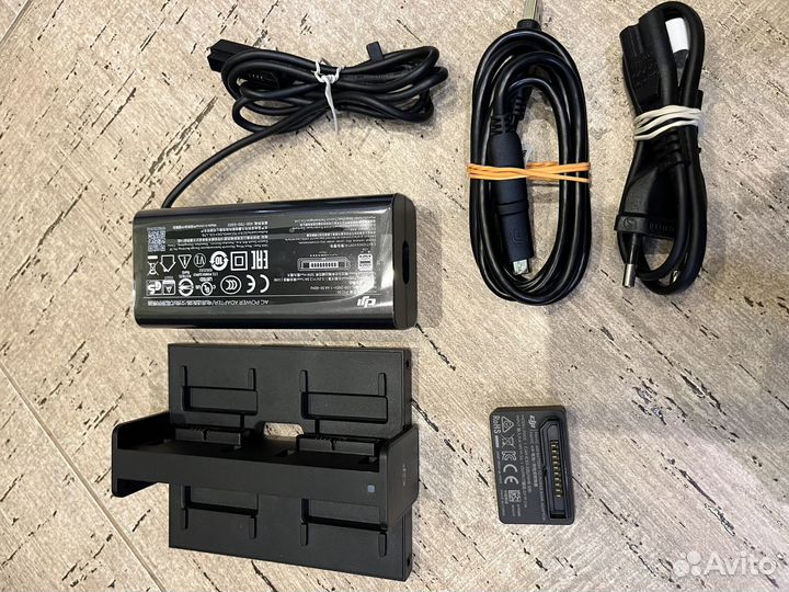 Квадрокоптер Dji Mavic AIR Fly More Combo 8Gb 12Mp