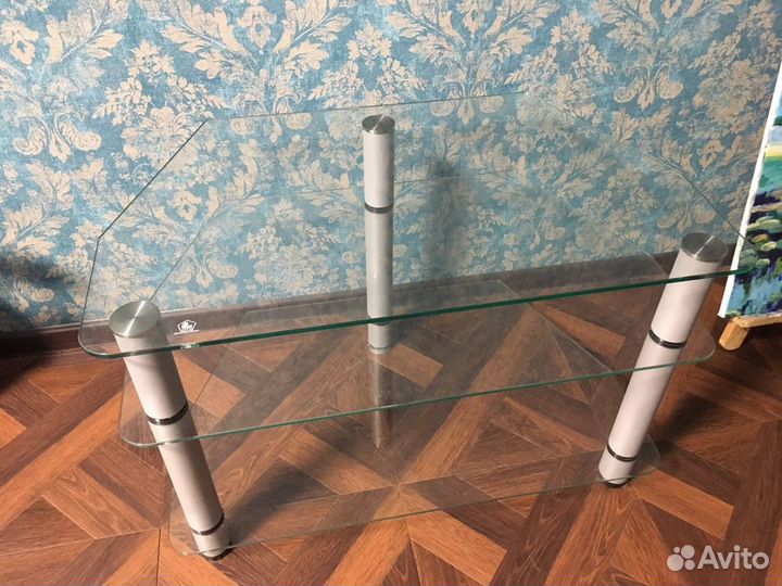 Стеклянная тумба