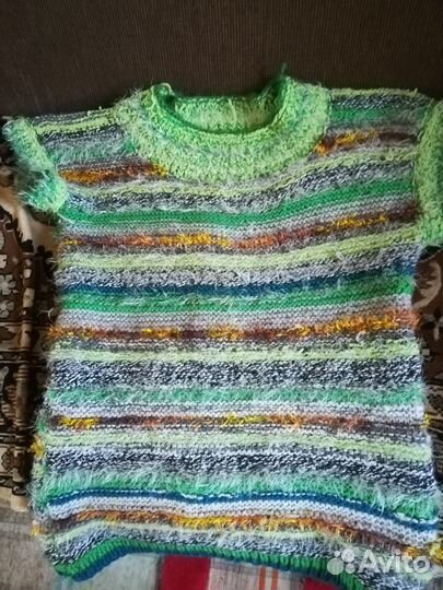 Продам безрукавку женскую, 50-52,самовязка