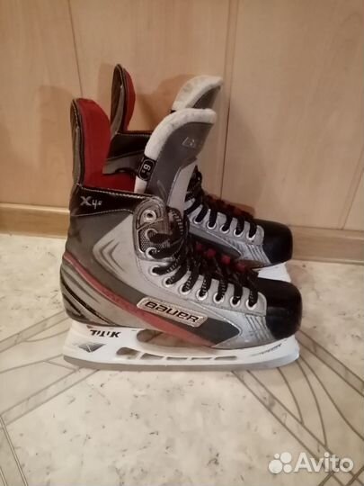 Коньки bauer Ху.о 6,5 (39 размер)