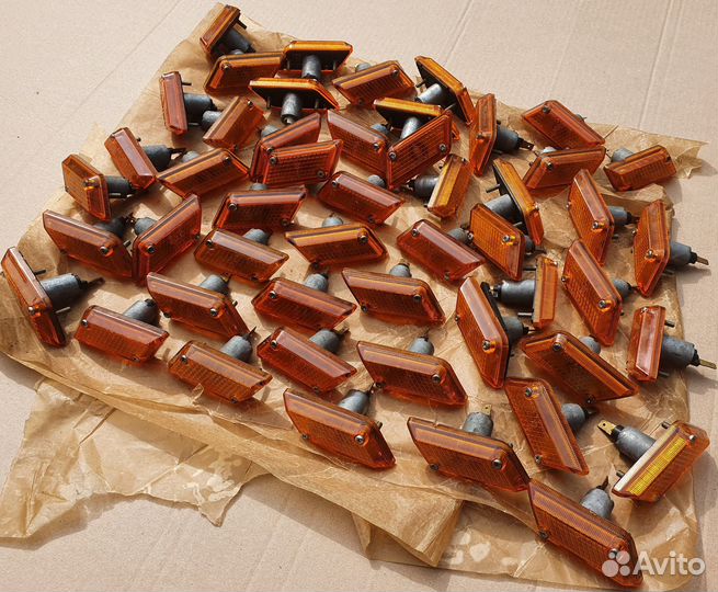 Повторители в сборе для Ваз 2103. Новые. СССР