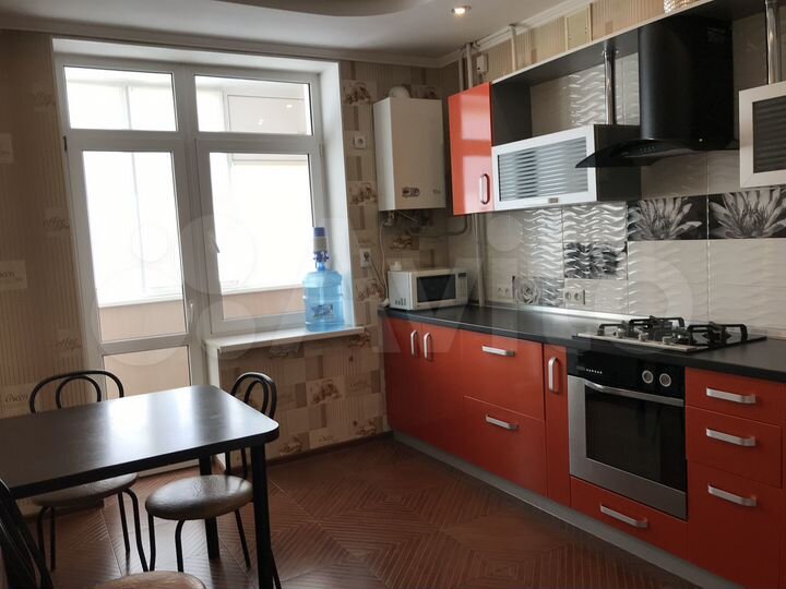 2-к. квартира, 65 м², 9/10 эт.