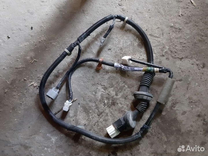 Проводка двери задней левой Honda CR-V