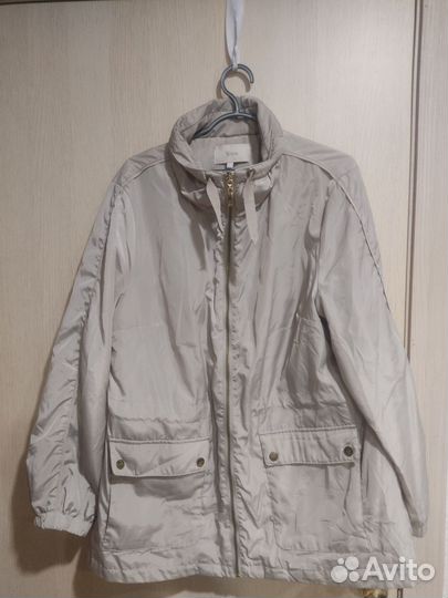 Женская весенняя верхняя одежда