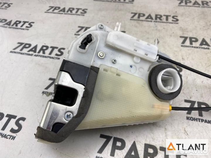 Замок двери задний правый toyota belta