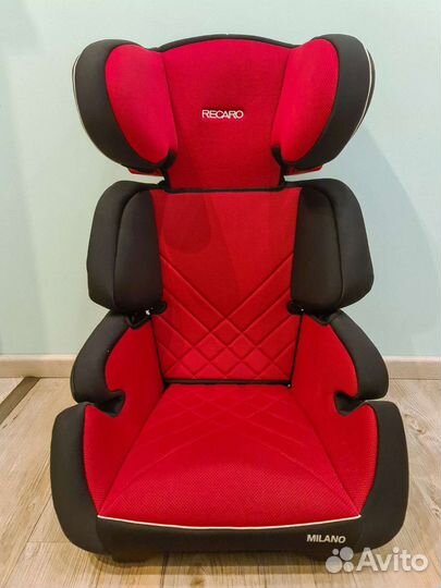 Автокресло группа 2/3 (15-36 кг) Recaro Milano б/у
