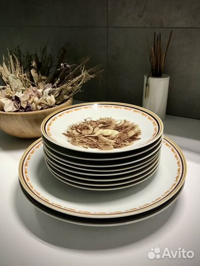 Набор фарфоровых тарелок ГДР (Охота)