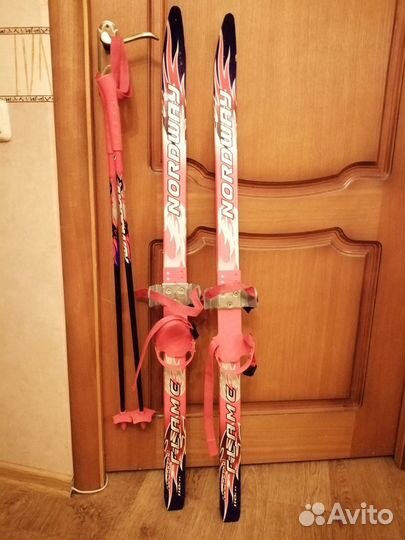 Лыжи и палки детские (для малышей) под обувь,110см