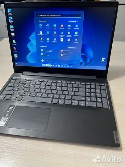 Lenovo i3-8130U Geforce MX110