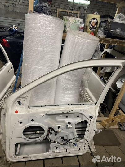Дверь передняя правая jeep grand cherokee wj