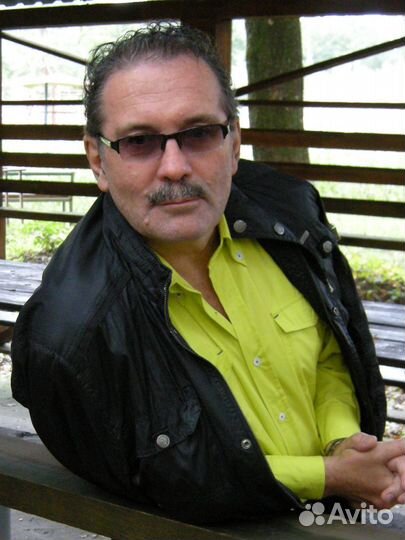 Копирайтер,автор статей,редактор книг