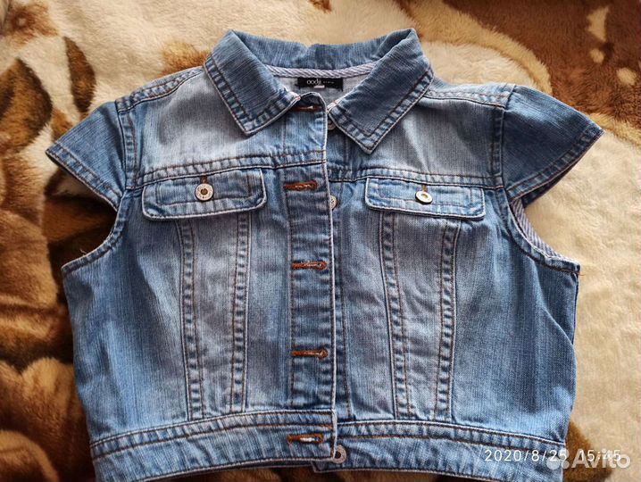 Джинсовая безрукавка