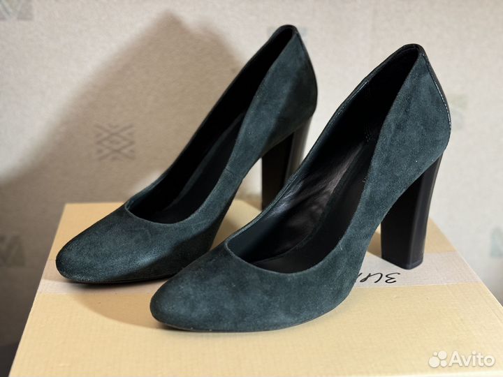 Замшевые туфли Calvin Klein