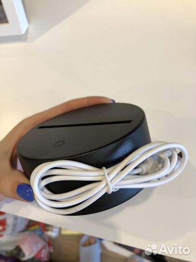 Подставка для светильника из орг стекла