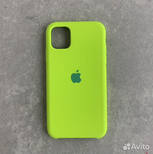 Чехол на iPhone 11