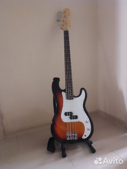 Бас гитара