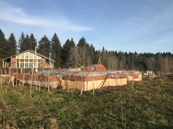 Дом 162 м² на участке 13,3 сот.