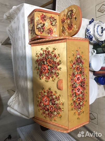 Хлебница деревянная