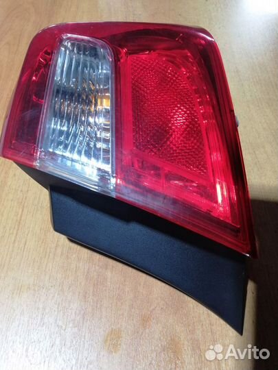 Фонарь задний наружный правый Toyota Camry V50