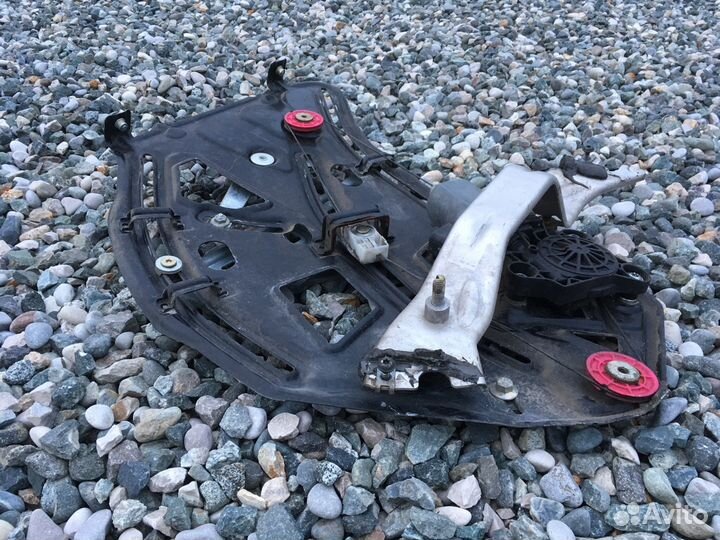 Стеклоподъемник задний левый для Mercedes W215