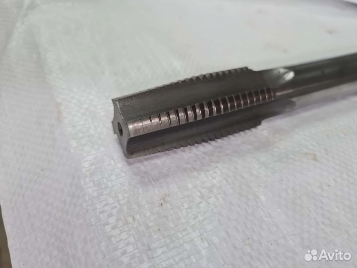 Метчик машинный М30