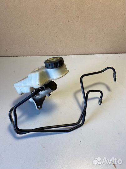 Главный тормозной цилиндр Ford Focus 2 hxdb 2007