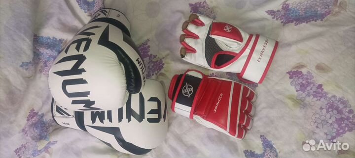 Боксерские перчатки 14 oz