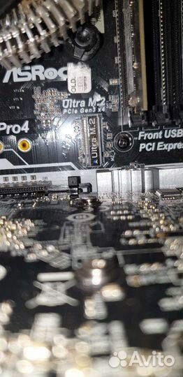 Материнская плата