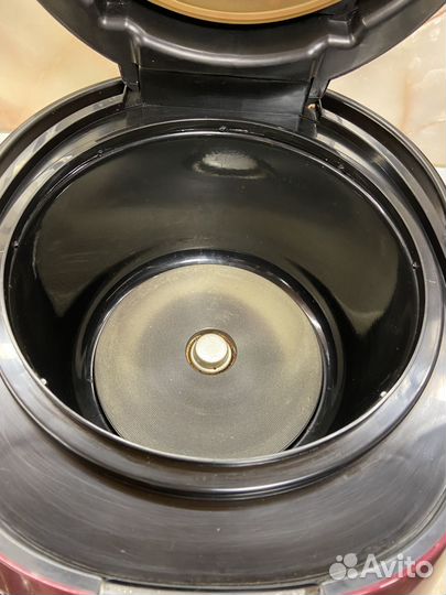 Мультиварка Redmond RMC-M150