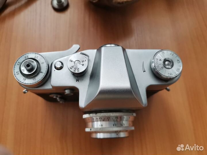 Фотоаппарат пленочный зеркальный Zenit 3M СССР