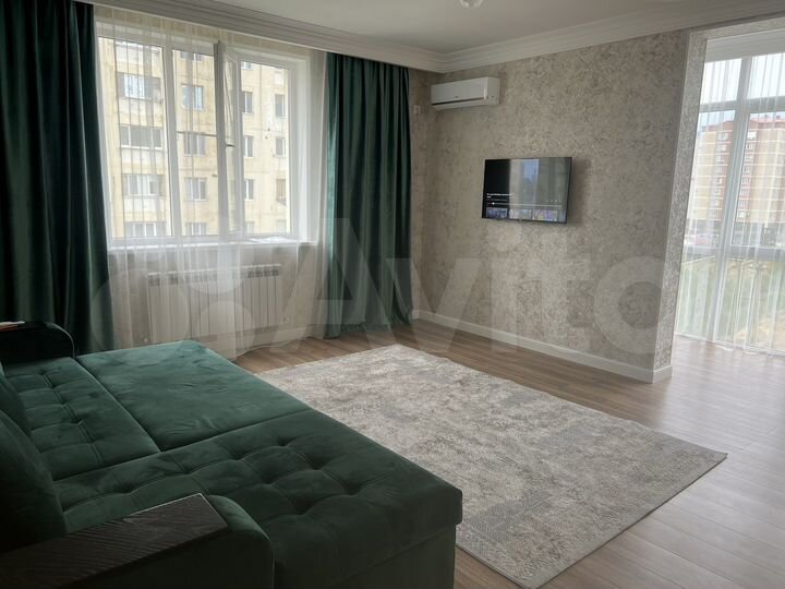 2-к. квартира, 76 м², 4/13 эт.