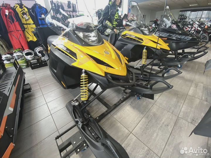 Снегоход Tiksy 250 люкс витрина