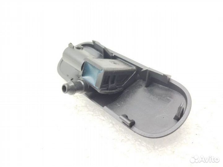 Форсунка стеклоомывателя передняя левая Audi A4 B8