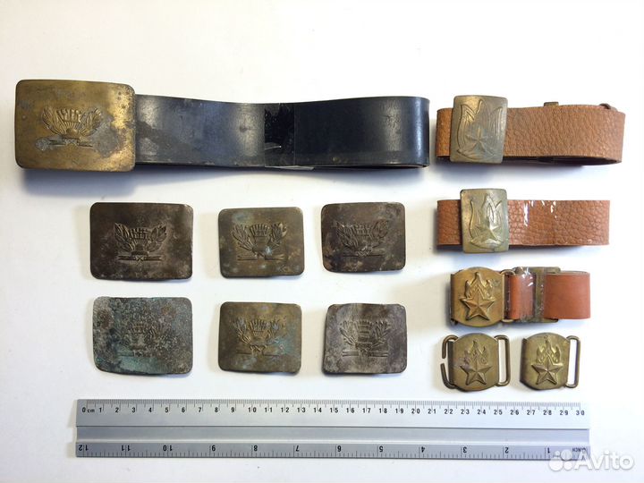 Коллекция школьных и пионерских пряжек СССР