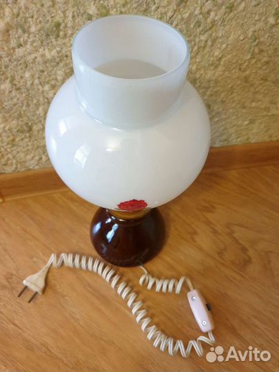 Настольная лампа времен СССР