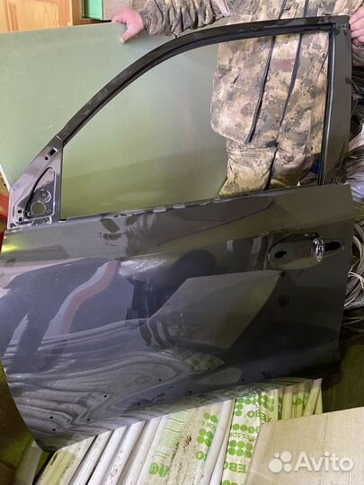 Продается дверь к лексус lx570