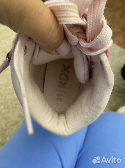 Роликовые коньки